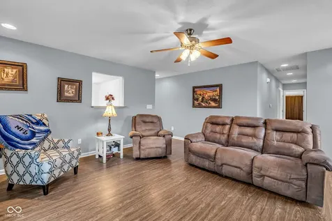 865 W Palomino Place Bargersville IN 46106