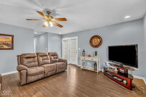 865 W Palomino Place Bargersville IN 46106