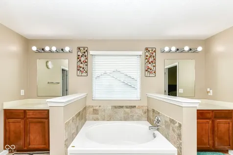10518 Misty Cove Lane Fishers IN 46040