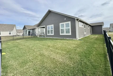 5160 Holborn Avenue Mccordsville IN 46055