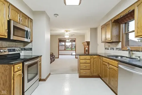1027 Plum Street Brownsburg IN 46112