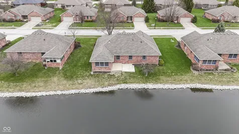 1027 Plum Street Brownsburg IN 46112