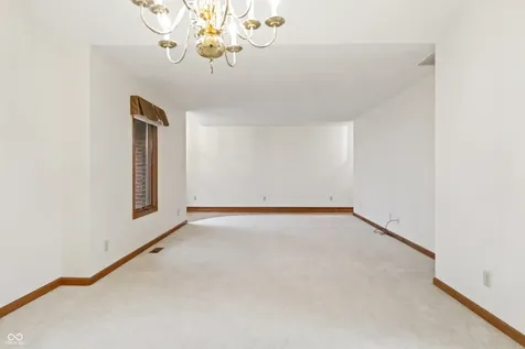 1027 Plum Street Brownsburg IN 46112