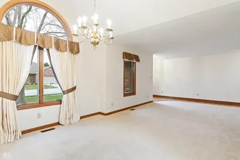 1027 Plum Street Brownsburg IN 46112