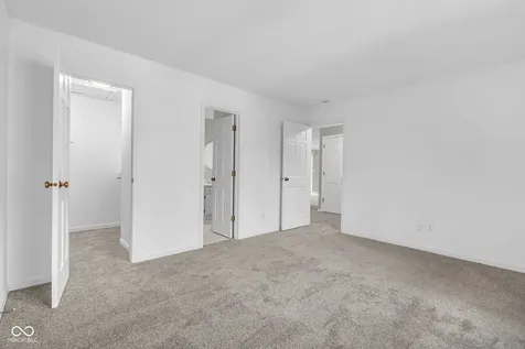 5320 Whisperwood Lane Indianapolis IN 46226