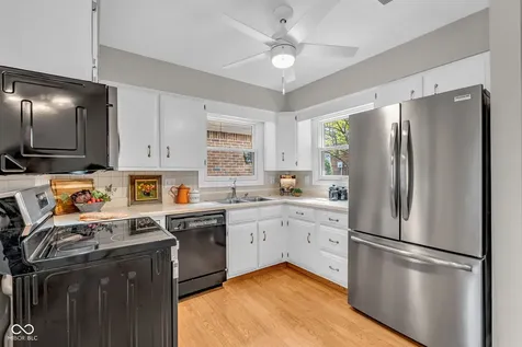 5320 Whisperwood Lane Indianapolis IN 46226
