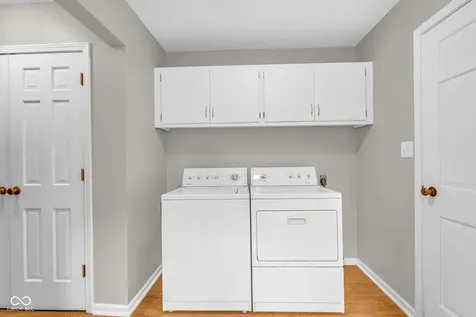 5320 Whisperwood Lane Indianapolis IN 46226