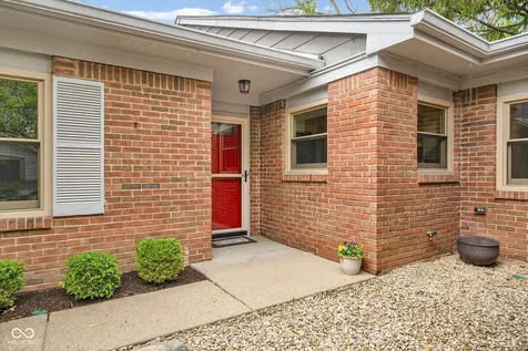 5320 Whisperwood Lane Indianapolis IN 46226