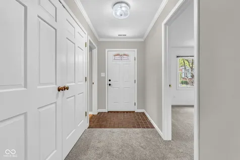 5320 Whisperwood Lane Indianapolis IN 46226