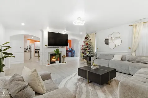 6809 Bryant Place Plainfield IN 46168