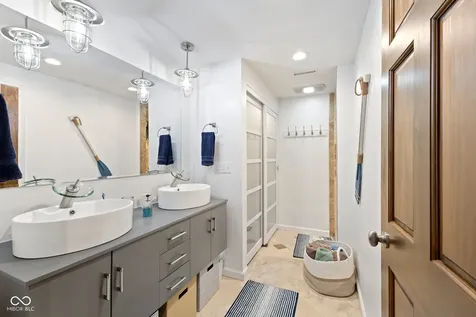 7701 Center Lake Road Nineveh IN 46164