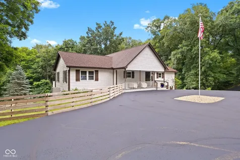 7701 Center Lake Road Nineveh IN 46164