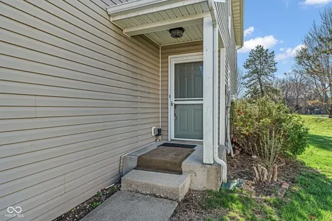 9235 Eden Woods Court Indianapolis IN 46260