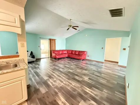 1411 Mimosa Court Greenfield IN 46140