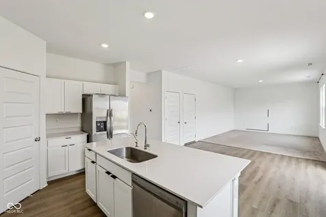 2221 Boxwood Drive Greenfield IN 46140