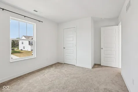 2221 Boxwood Drive Greenfield IN 46140