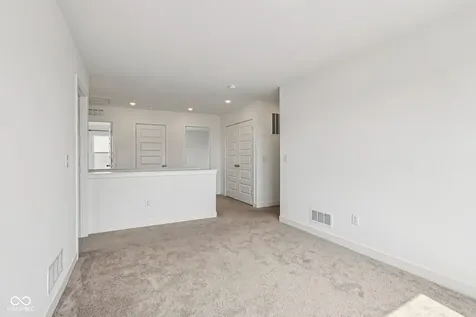 2221 Boxwood Drive Greenfield IN 46140