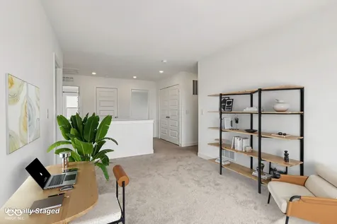 2221 Boxwood Drive Greenfield IN 46140