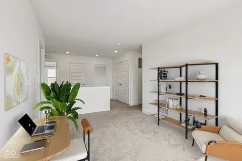 2221 Boxwood Drive Greenfield IN 46140
