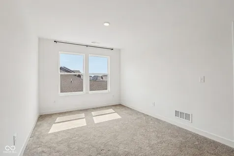 2221 Boxwood Drive Greenfield IN 46140