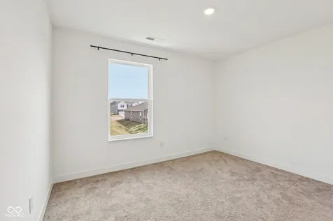 2221 Boxwood Drive Greenfield IN 46140