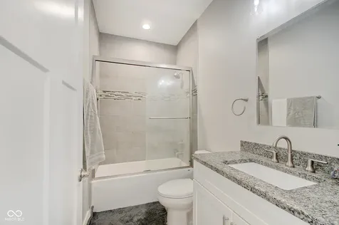646 N Sobota Way Trafalgar IN 46181