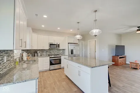 646 N Sobota Way Trafalgar IN 46181