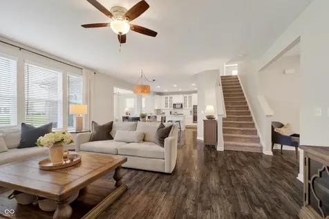 9697 Denrose Drive Fishers IN 46040