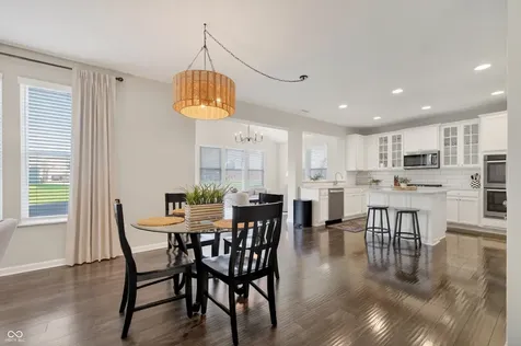 9697 Denrose Drive Fishers IN 46040