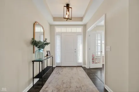 9697 Denrose Drive Fishers IN 46040