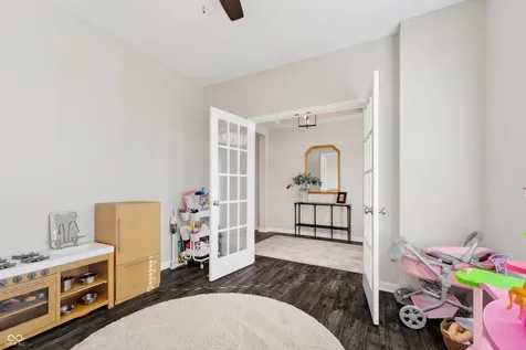 9697 Denrose Drive Fishers IN 46040
