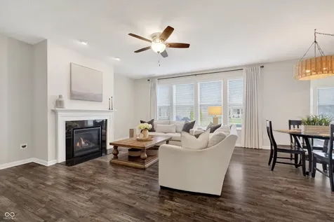 9697 Denrose Drive Fishers IN 46040