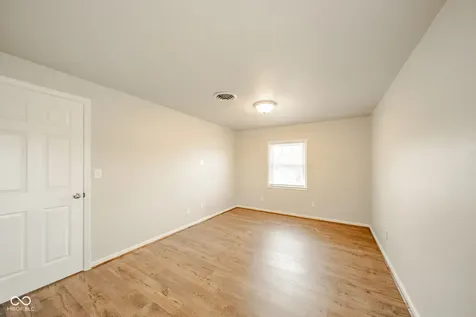 807 Bittersweet Lane Anderson IN 46011