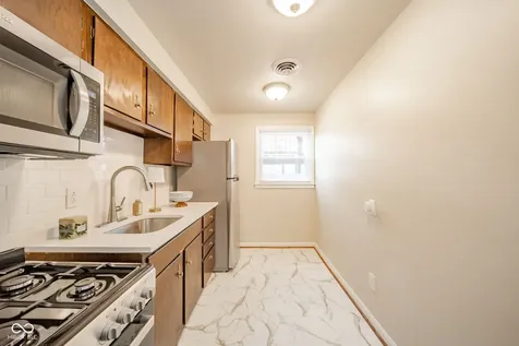 807 Bittersweet Lane Anderson IN 46011