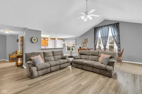 7151 Brant Pointe Circle Indianapolis IN 46217
