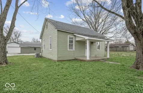 9712 N Price Street Knightsville IN 47857
