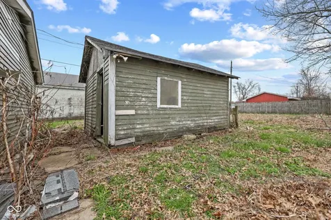 9712 N Price Street Knightsville IN 47857