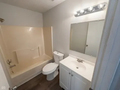 6654 Hazelhatch Drive Indianapolis IN 46268