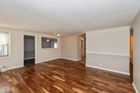 3226 Elmhurst Drive Indianapolis IN 46226