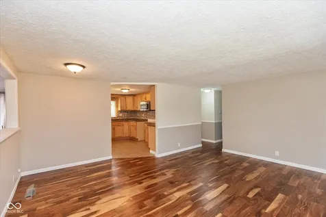 3226 Elmhurst Drive Indianapolis IN 46226