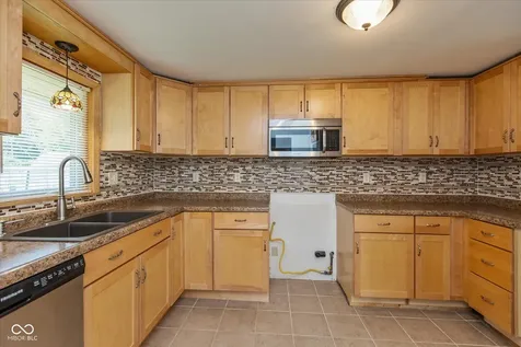 3226 Elmhurst Drive Indianapolis IN 46226