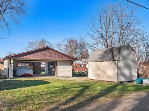 2263 Wallace Avenue Columbus IN 47201