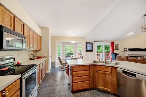 11150 Plum Hollow Circle Fishers IN 46037