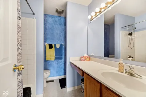 11150 Plum Hollow Circle Fishers IN 46037