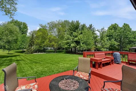 11150 Plum Hollow Circle Fishers IN 46037