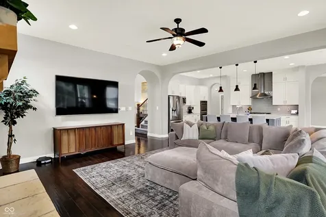 7539 Sly Fox Drive Indianapolis IN 46237