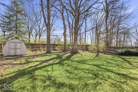 5717 Periwinkle Lane Indianapolis IN 46220