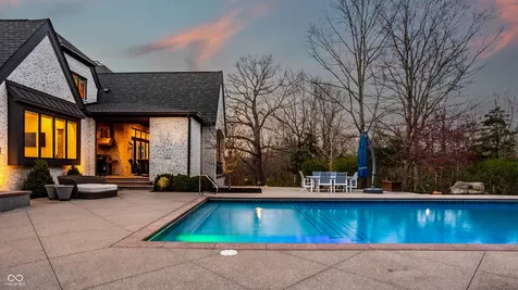 2 Woodard Bluff Zionsville IN 46077