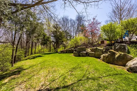 2 Woodard Bluff Zionsville IN 46077