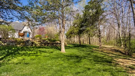 2 Woodard Bluff Zionsville IN 46077